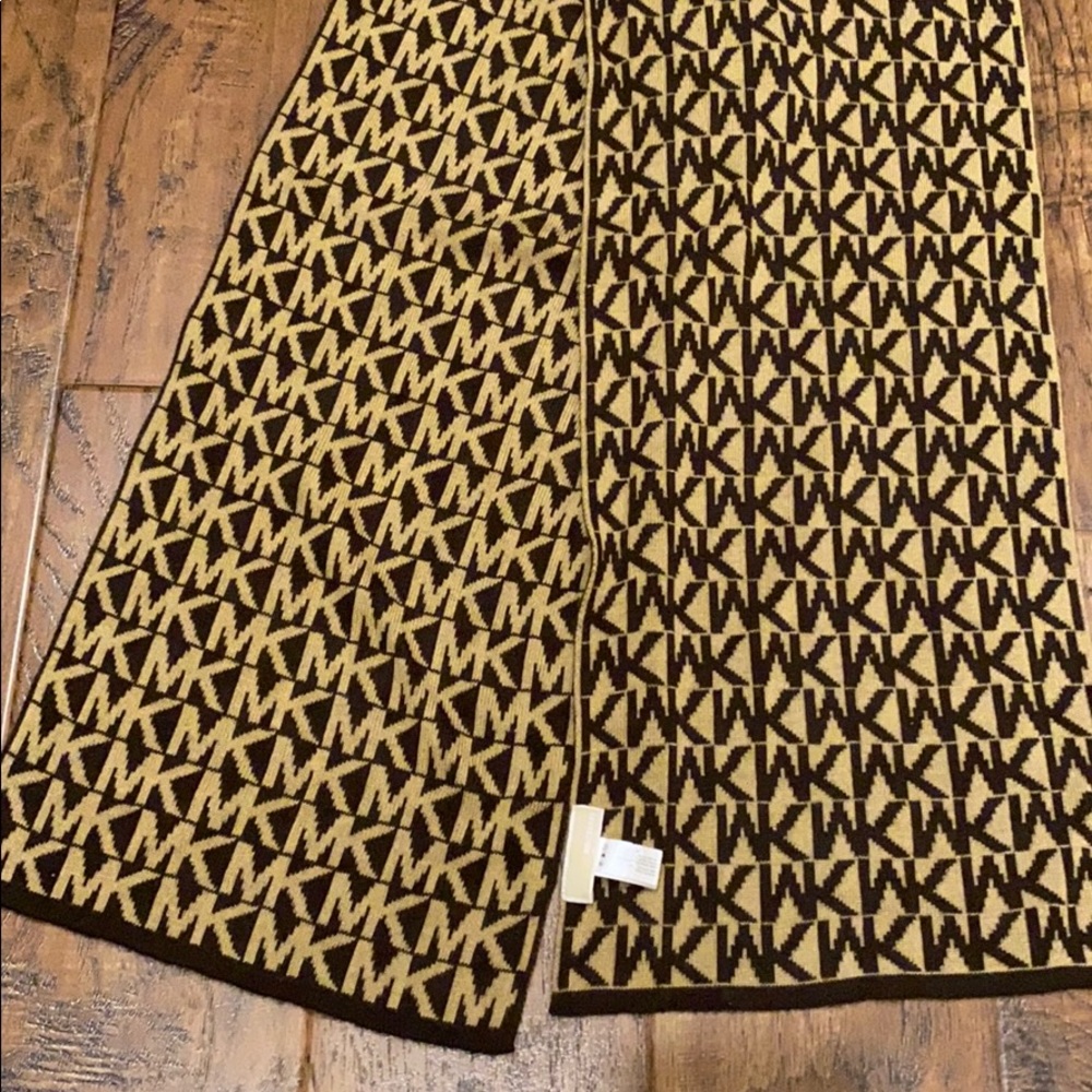 Michael Kors Scarf